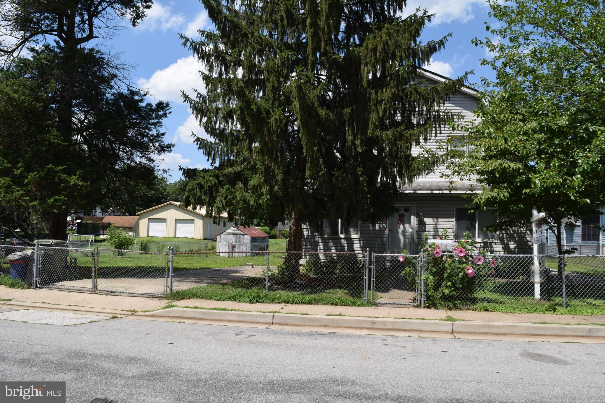 314 Poplar Road Baltimore, MD 21221 - Photo 1 of 47