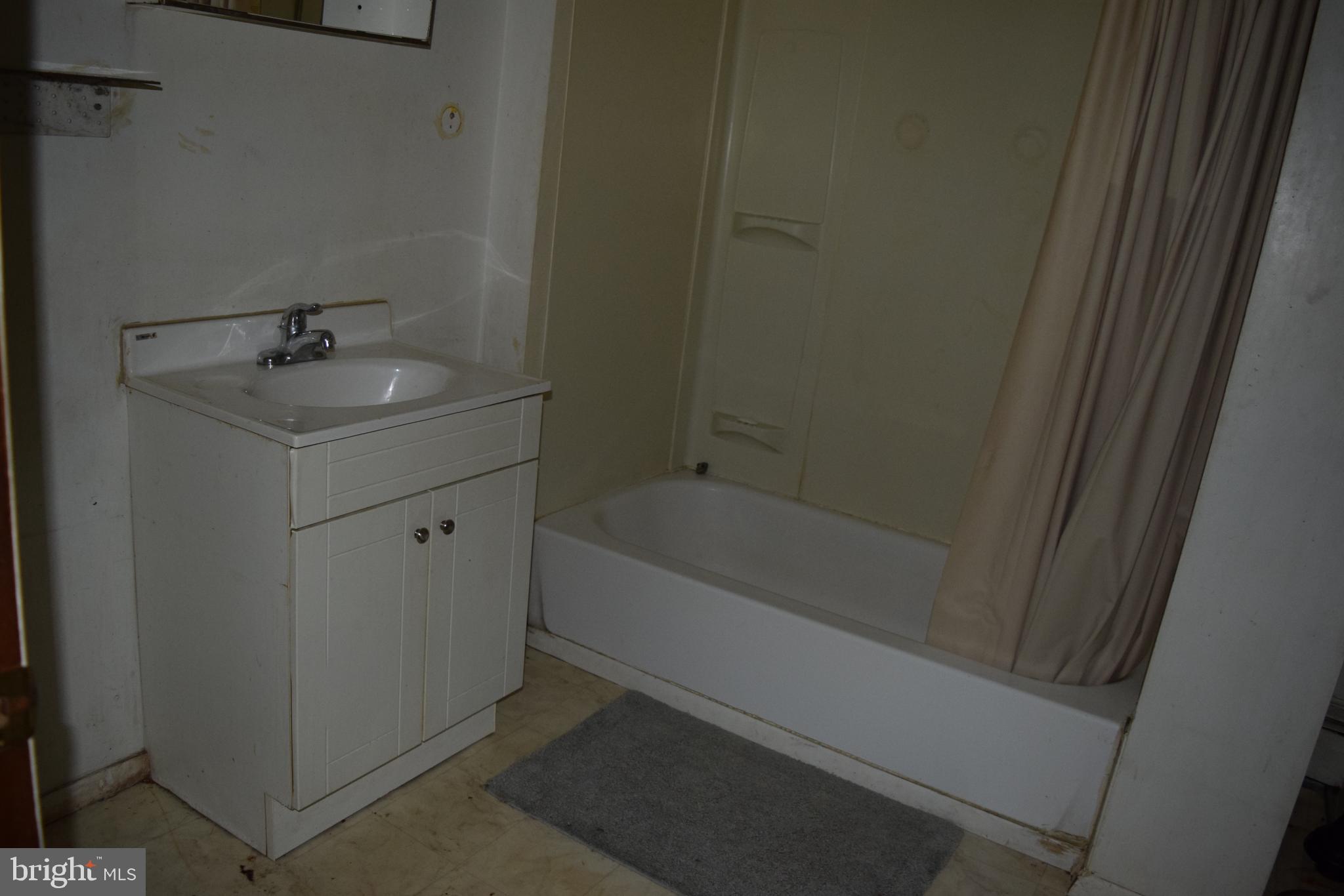 314 Poplar Road Baltimore, MD 21221 - Photo 21 of 47