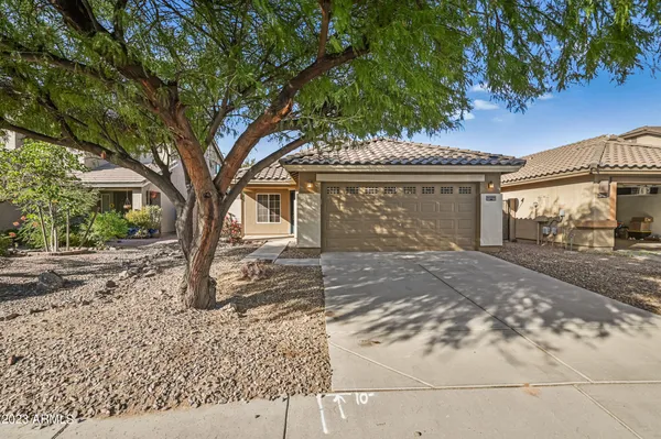 $1,750 | 41284 West Cahill Drive, Maricopa, AZ 85138