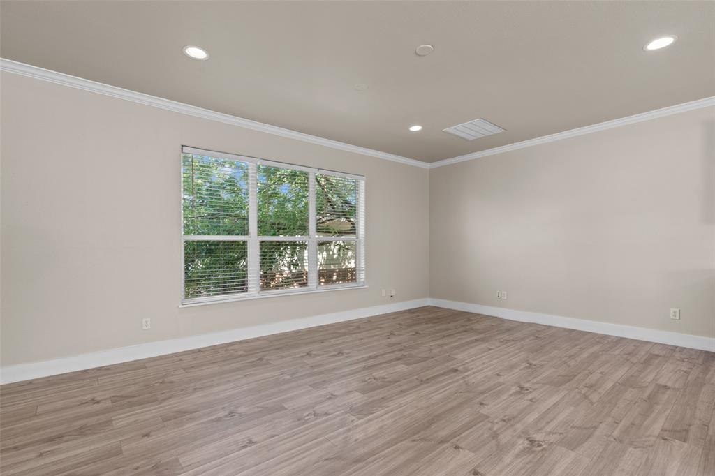 4417 Gennaro Street Dallas, TX 75204 - Photo 3 of 34