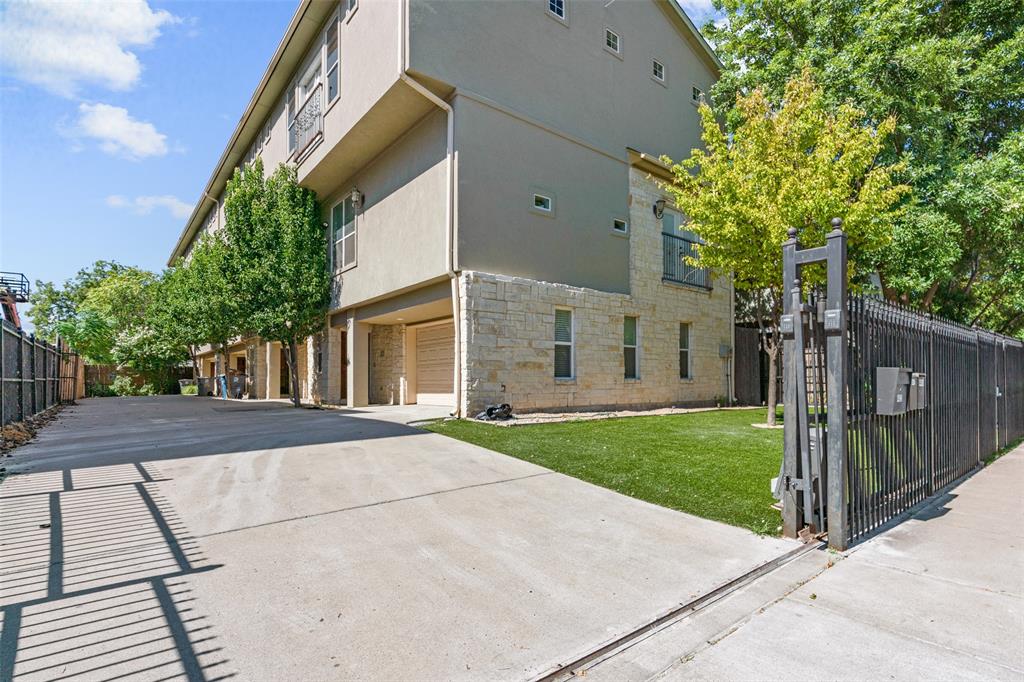 4417 Gennaro Street Dallas, TX 75204 - Photo 33 of 34