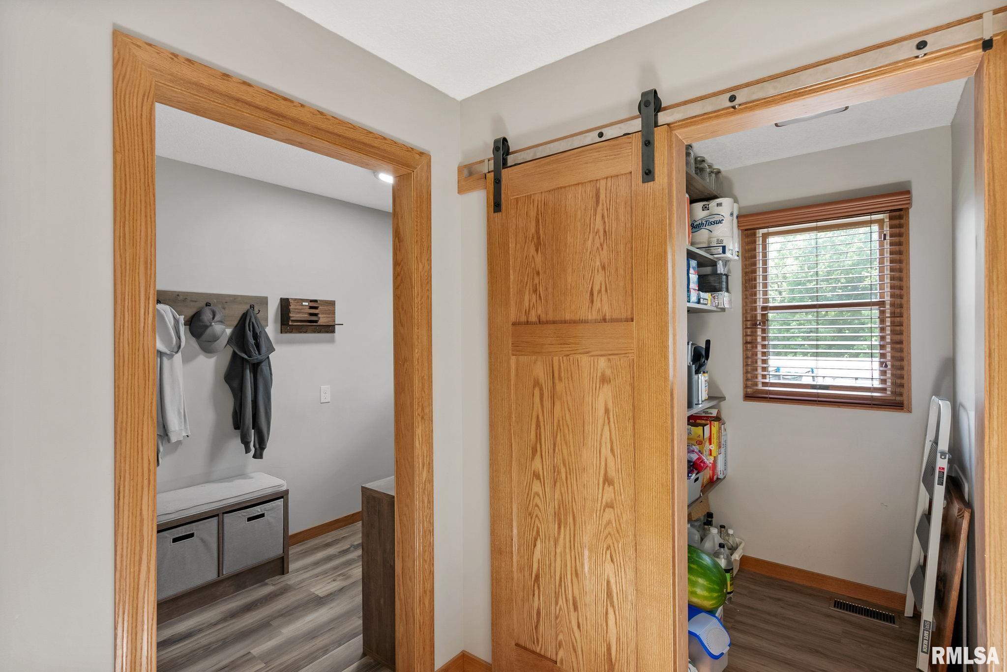 79 Parkview Drive Eldridge, IA 52748 - Photo 21 of 62