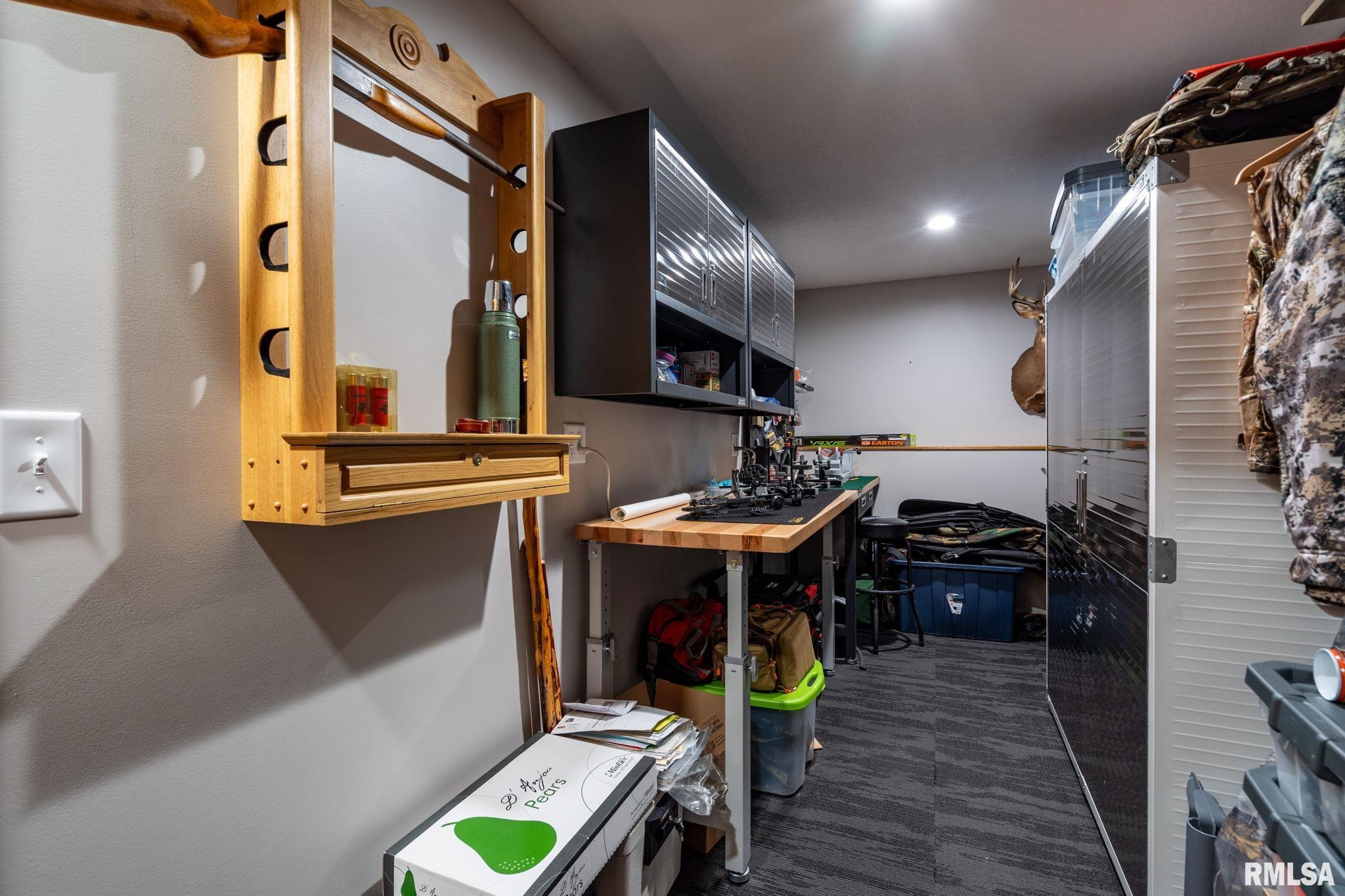 79 Parkview Drive Eldridge, IA 52748 - Photo 42 of 62