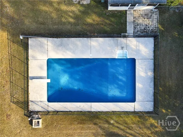 $398,000 | 205 Amberwood Drive East, Vidalia, GA 30474