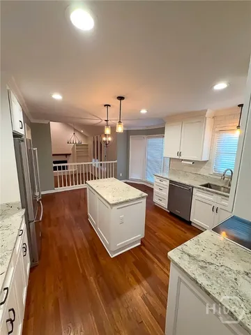 $398,000 | 205 Amberwood Drive East, Vidalia, GA 30474