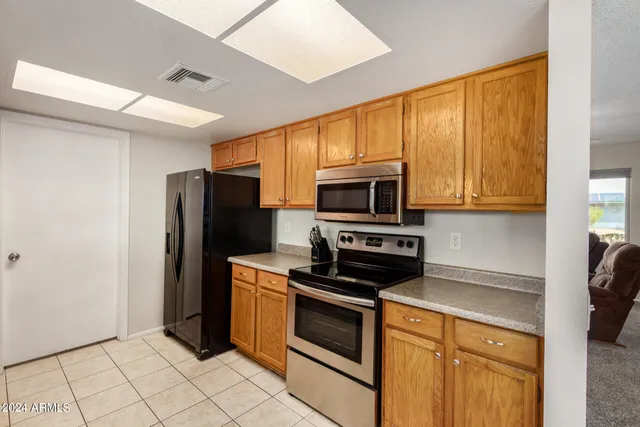 $1,900 | 20439 North Skylark Drive, Sun City West, AZ 85375