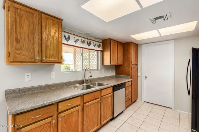 $1,900 | 20439 North Skylark Drive, Sun City West, AZ 85375