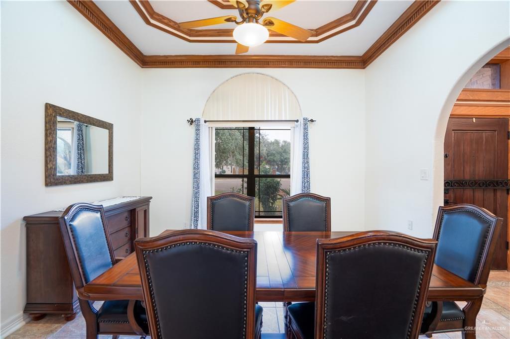 1701 Raul Aguilar Drive Mission, TX 78572 - Photo 4 of 43 a dining room with furniture and window