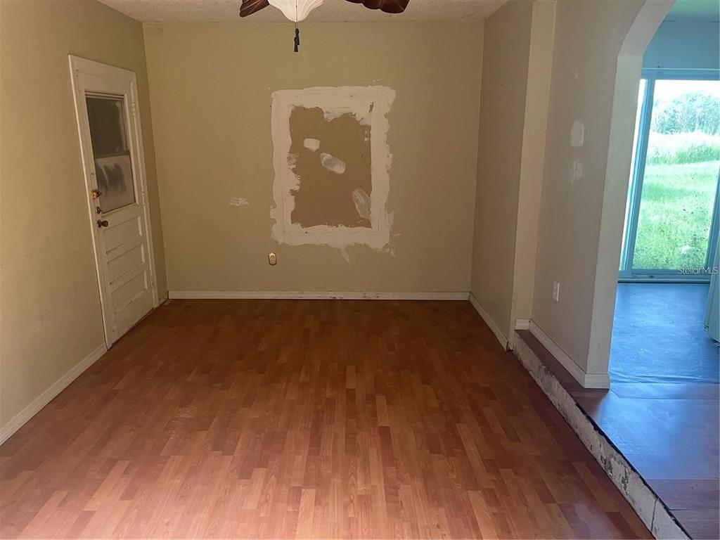 9707 Lithia Pinecrest Road Lithia, FL 33547 - Photo 6 of 18 Gallery Image 6