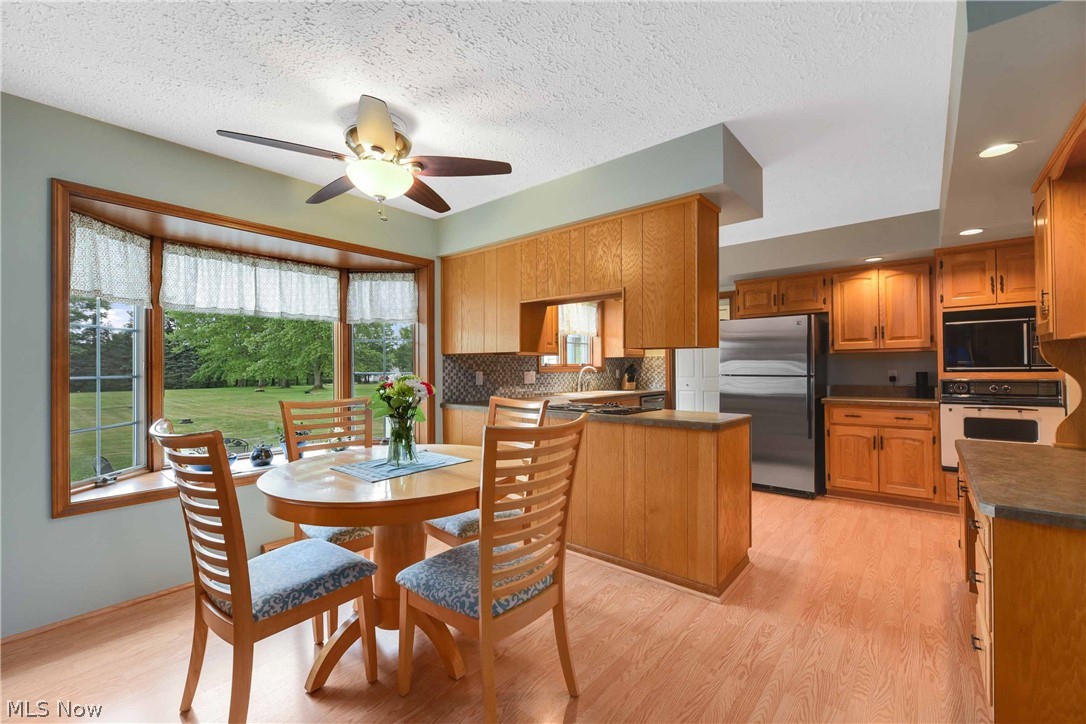 2915 Hamlin Road Medina, OH 44256 - Photo 10 of 35