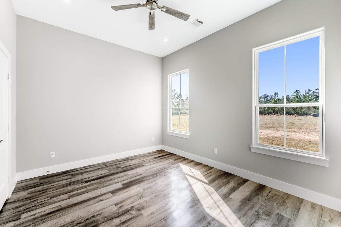 637 Round Prairie Road Huntsville, TX 77320 - Photo 24 of 35