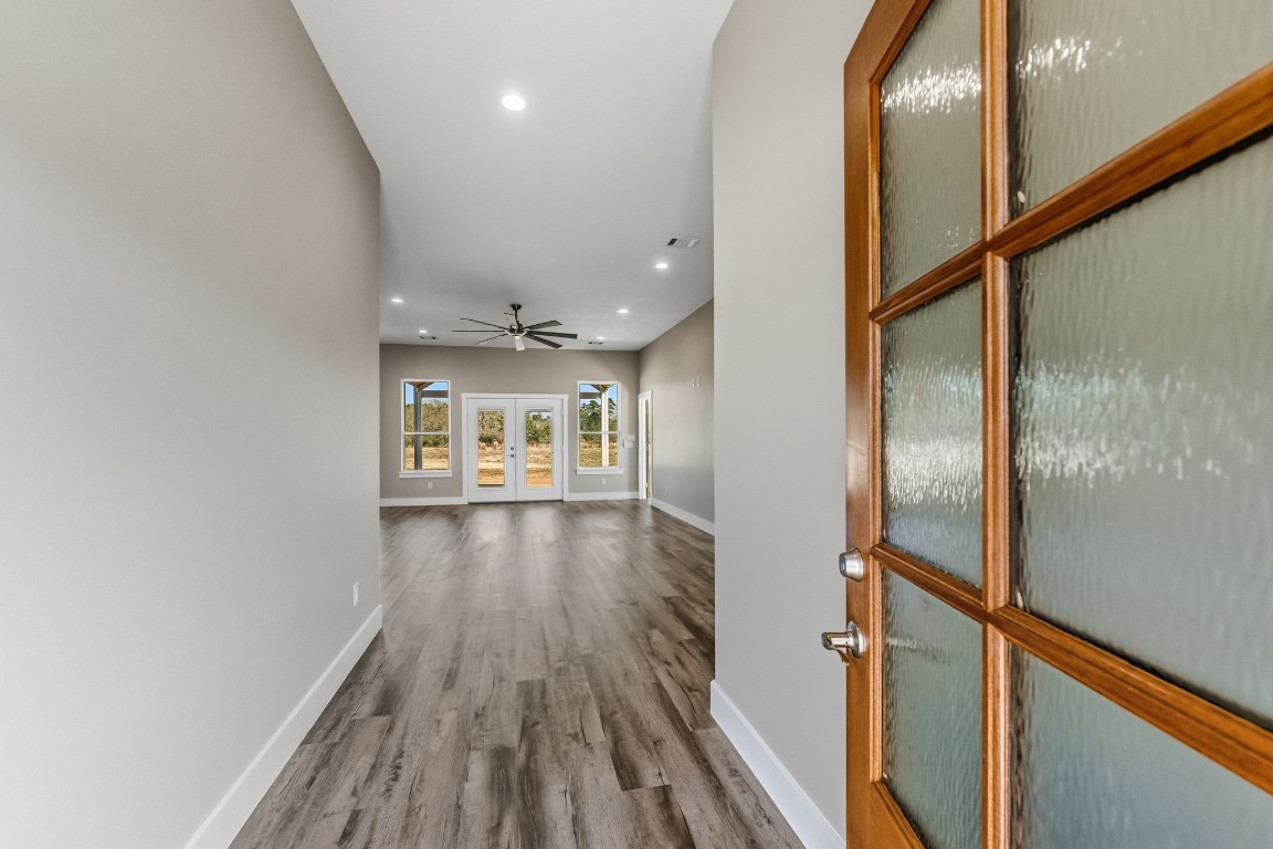 637 Round Prairie Road Huntsville, TX 77320 - Photo 9 of 35