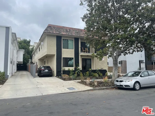 $2,200 | 3660 Watseka Avenue, Unit 2, Los Angeles, CA 90034