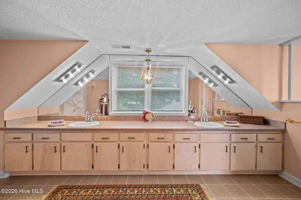 $479,900 | 87 West North Shore Lane, Arapahoe, NC 28510