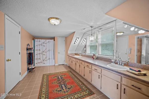 $479,900 | 87 West North Shore Lane, Arapahoe, NC 28510
