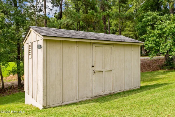 $479,900 | 87 West North Shore Lane, Arapahoe, NC 28510