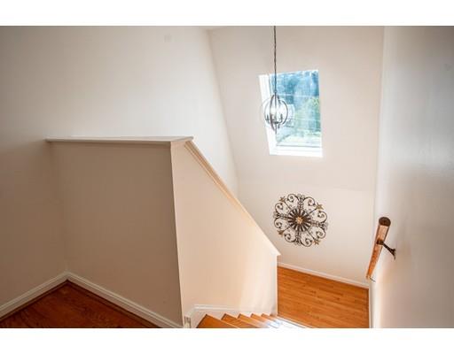 27 Buckingham Road Wilmington, MA 01887 - Photo 11 of 25 Gallery Image 11