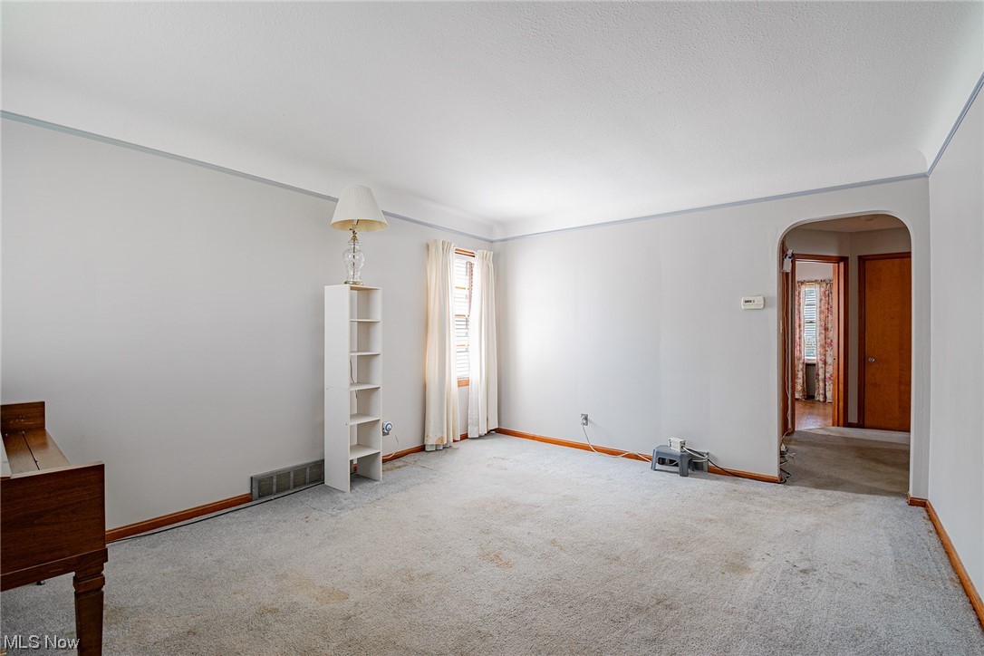 11000 McCracken Road Cleveland, OH 44125 - Photo 7 of 32