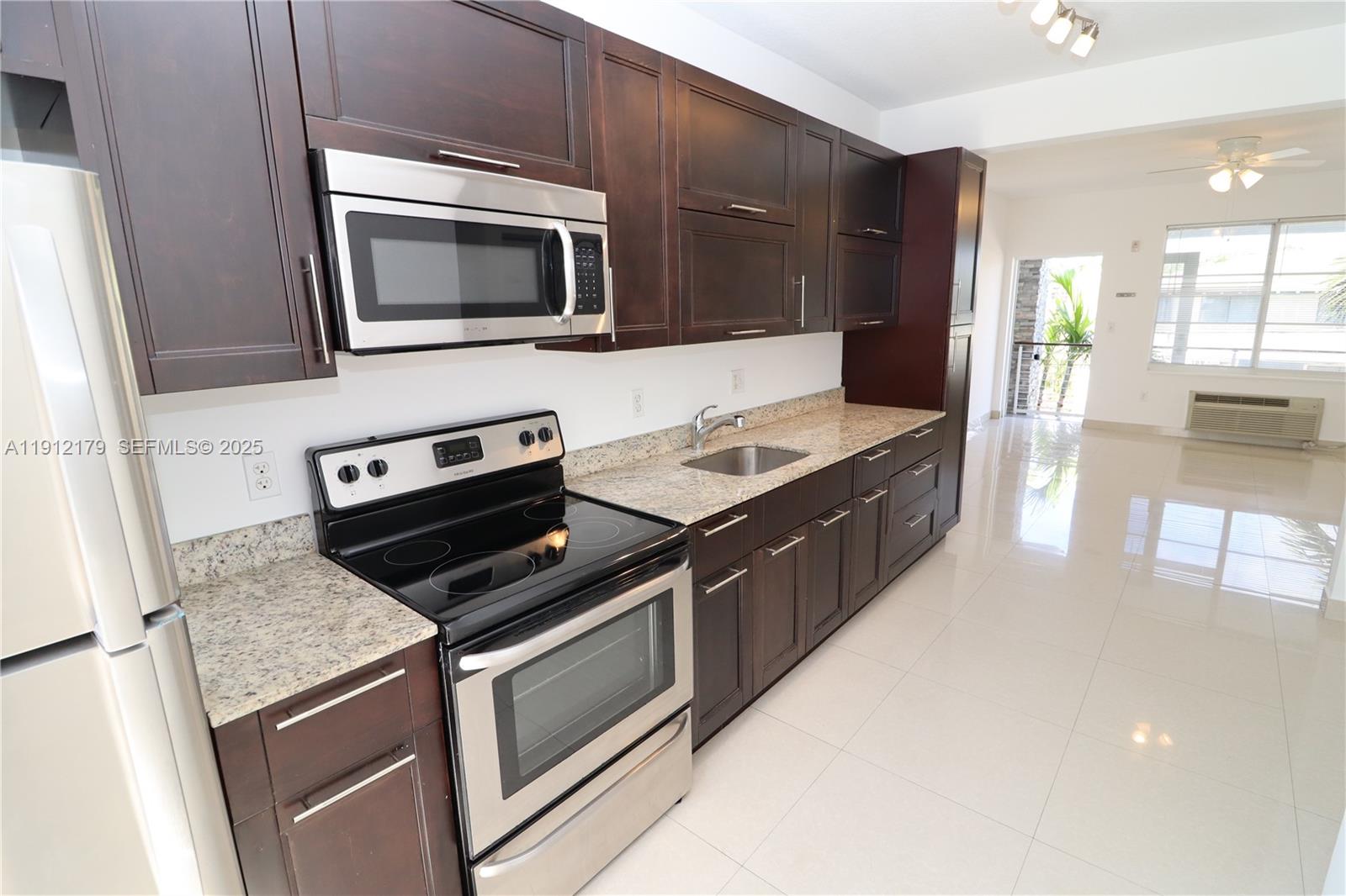 540 74th Street, Unit 14 Miami Beach, FL 33141 - Photo 24 of 32
