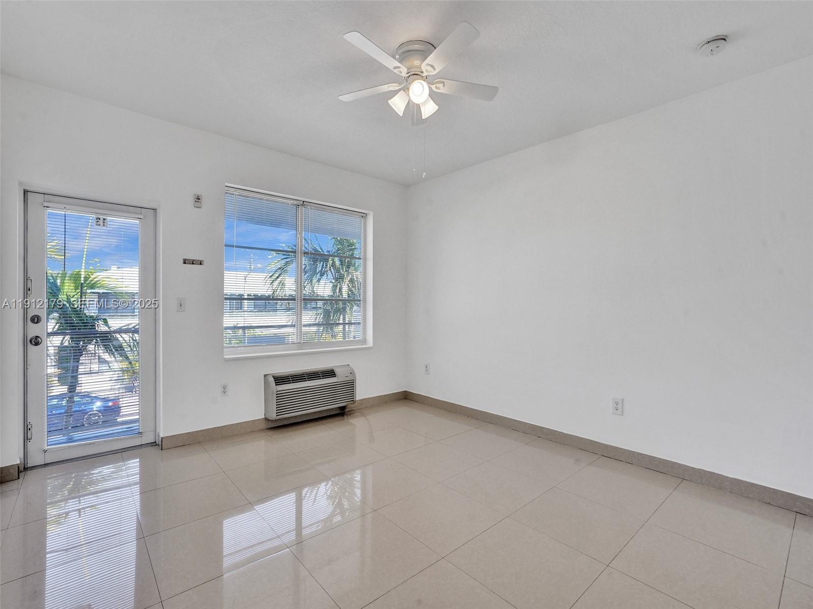 540 74th Street, Unit 14 Miami Beach, FL 33141 - Photo 5 of 32