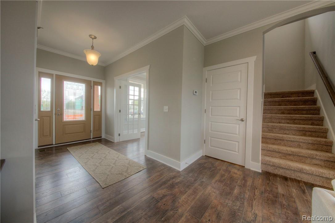 2475 Walnut View Drive Howell, MI 48855 - Photo 4 of 62 930A9082_3_4.jpg