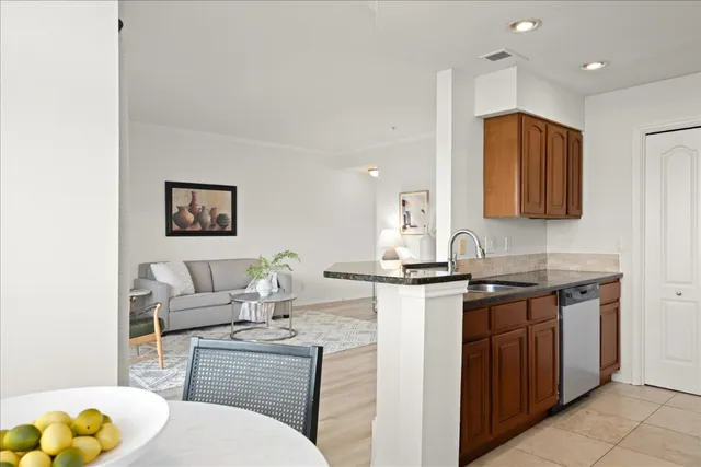 $285,000 | 6000 Shepherd Mountain Cove, Unit 1904, Austin, TX 78730