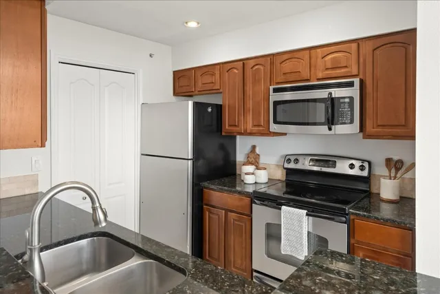 $285,000 | 6000 Shepherd Mountain Cove, Unit 1904, Austin, TX 78730