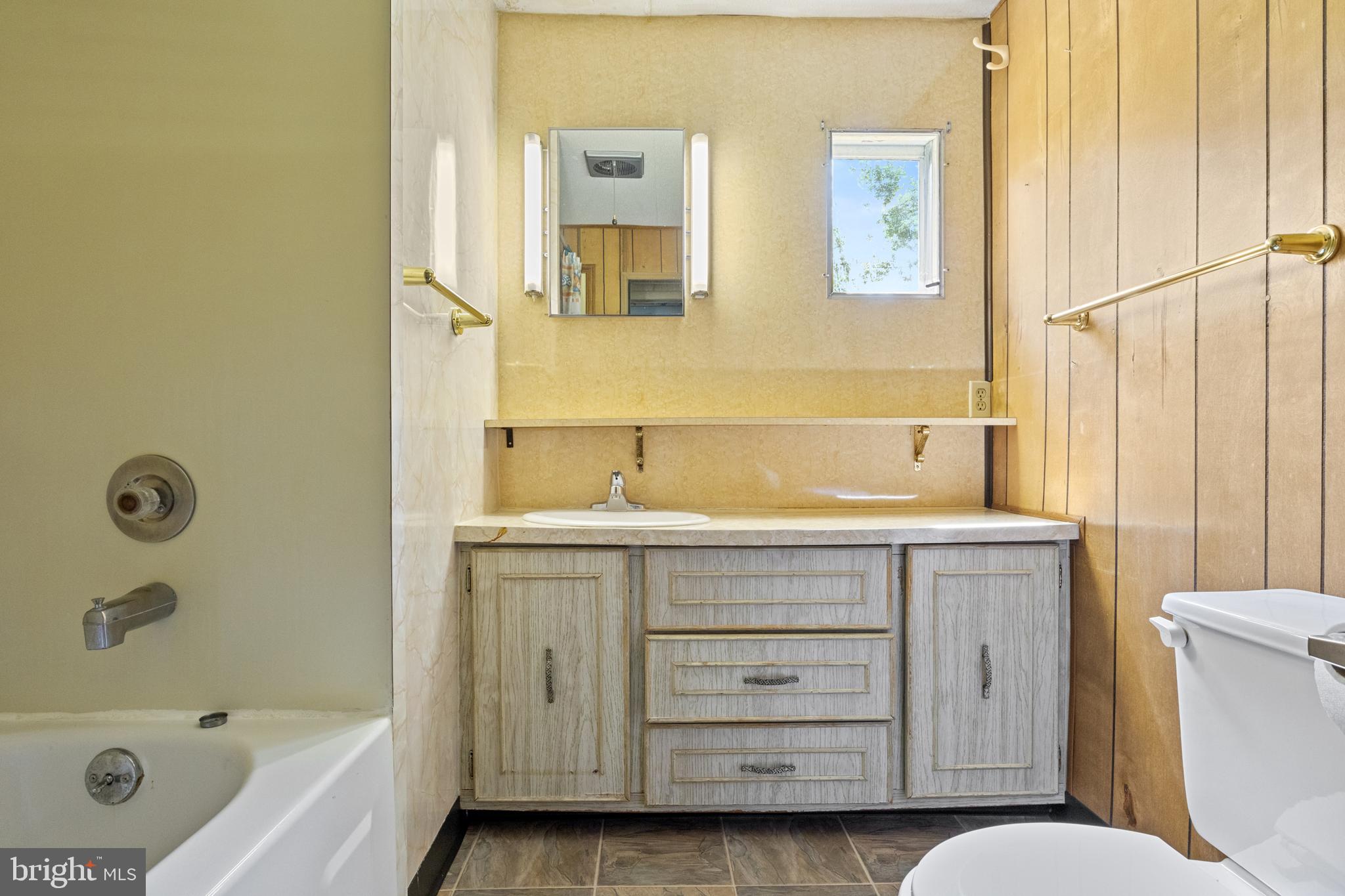 1589 Lisburn Road Wellsville, PA 17365 - Photo 17 of 32