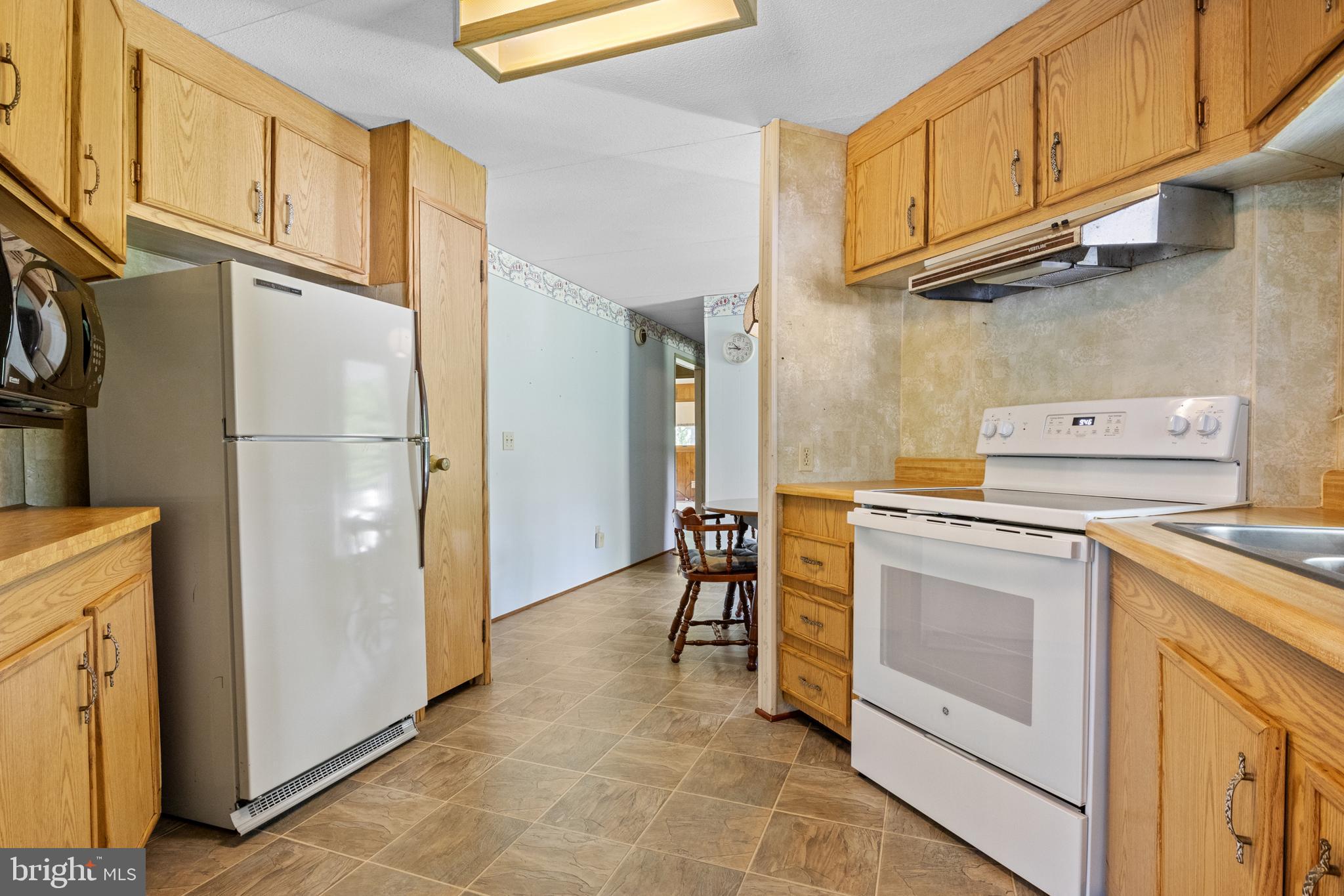 1589 Lisburn Road Wellsville, PA 17365 - Photo 7 of 32