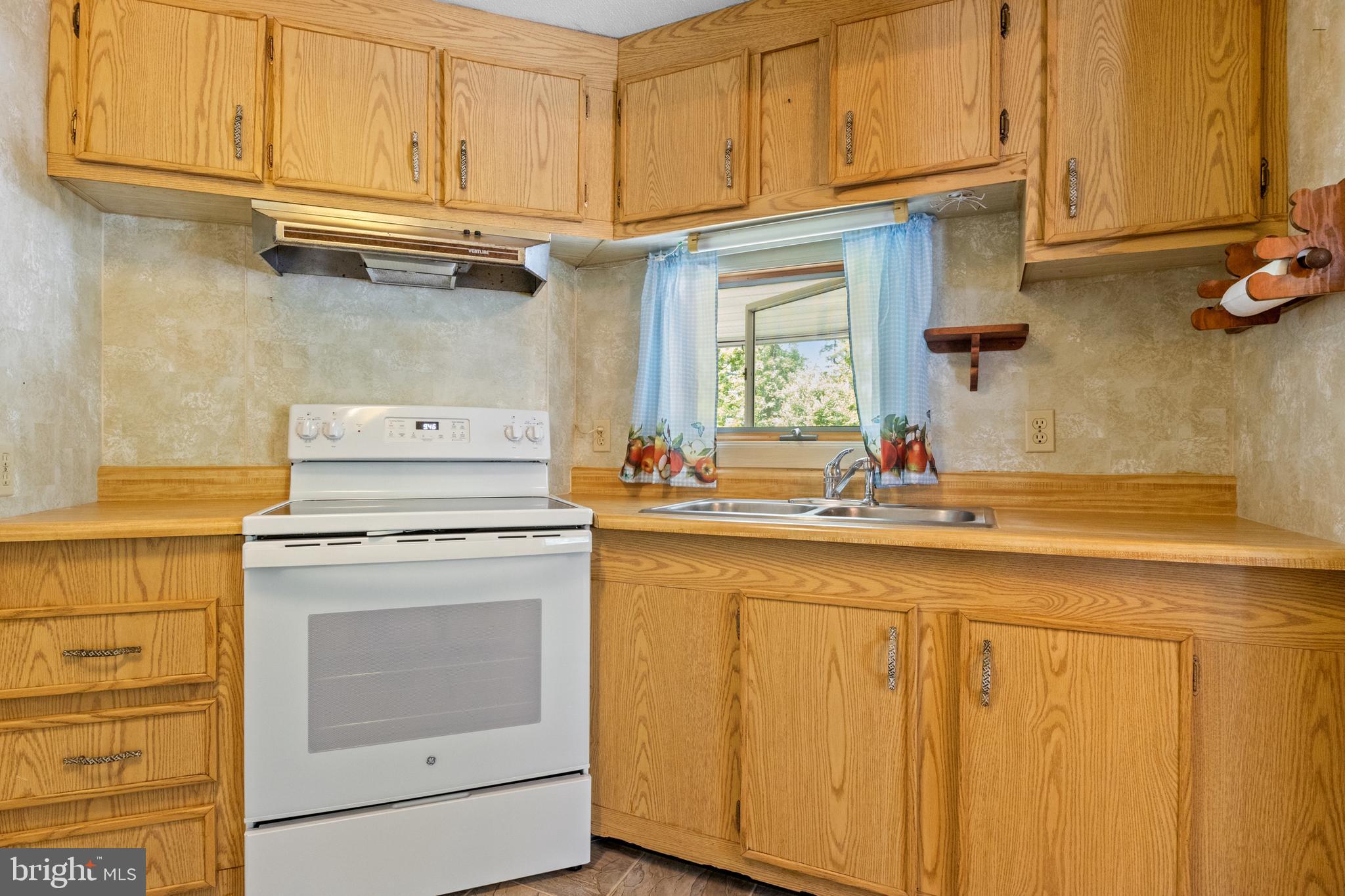 1589 Lisburn Road Wellsville, PA 17365 - Photo 9 of 32