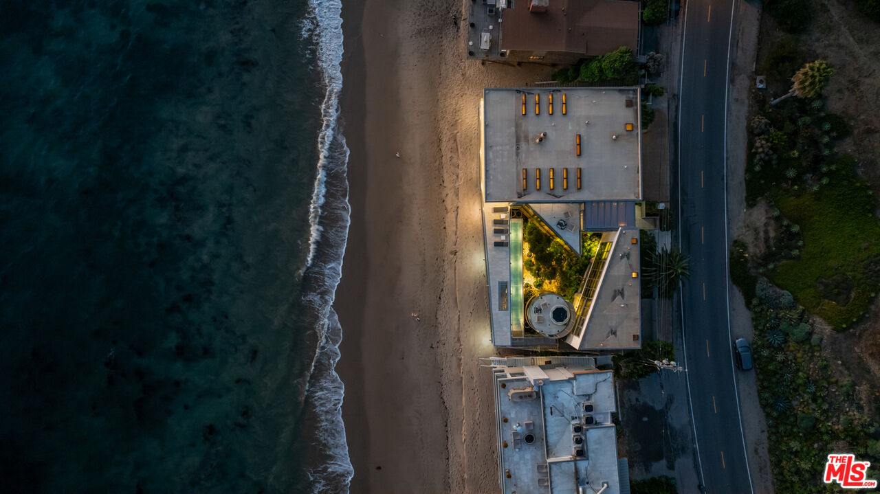 24434 Malibu Road Malibu, CA 90265 - Photo 26 of 29 a view of water heater room