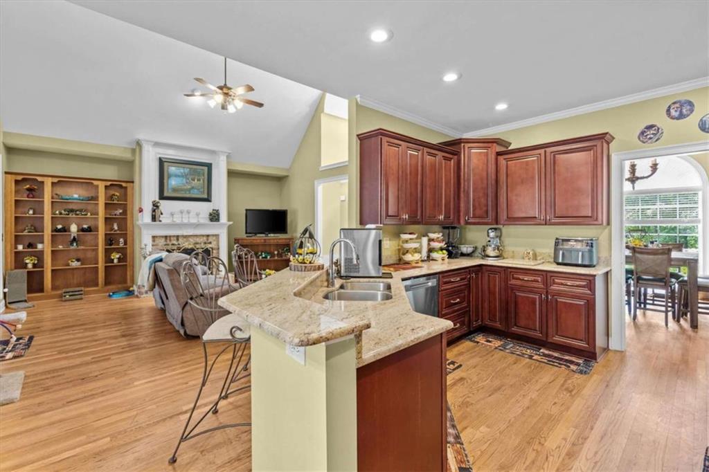 4050 Golfview Court Villa Rica, GA 30180 - Photo 5 of 55 Gallery Image 5