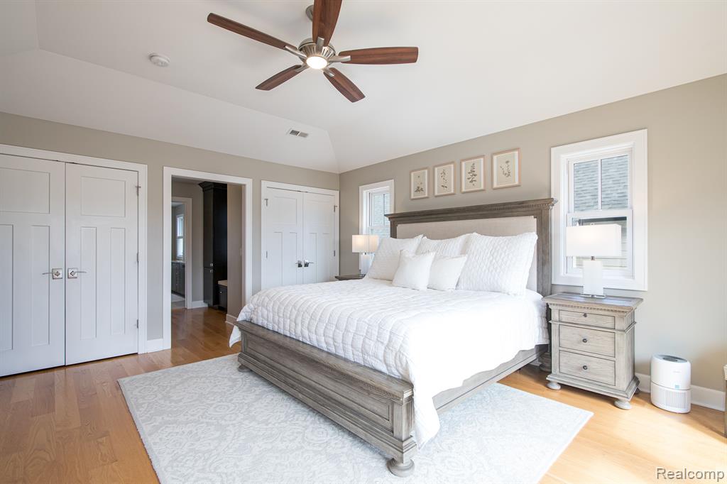 327 West 2nd Street Rochester, MI 48307 - Photo 23 of 65