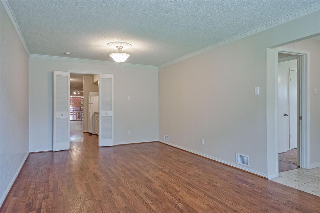 6123 Rincon Way Dallas, TX 75214 - Photo 6 of 34