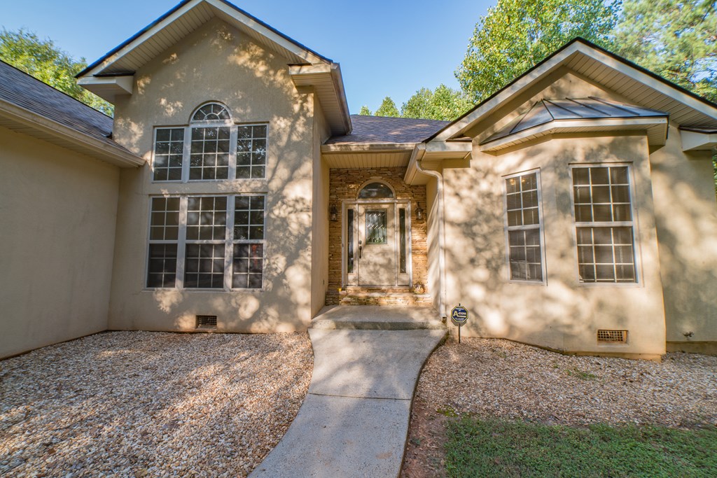 290 Ridgeway Drive Cataula, GA 31804 - Photo 3 of 44 Gallery Image 3