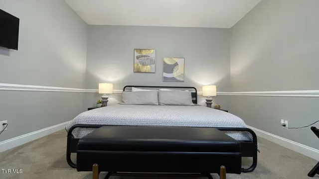 $2,500 | 169 East Grande Avenue, Unit 200, Johnson City, TN 37601