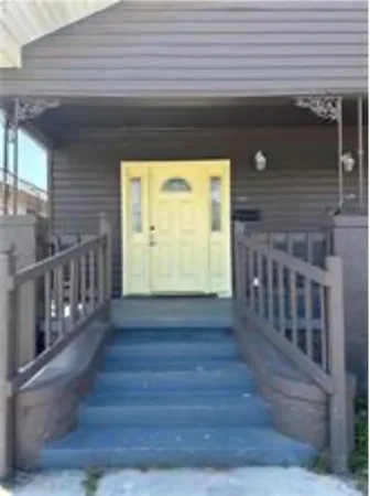 $1,100 | 2312 Touro Street, New Orleans, LA 70119