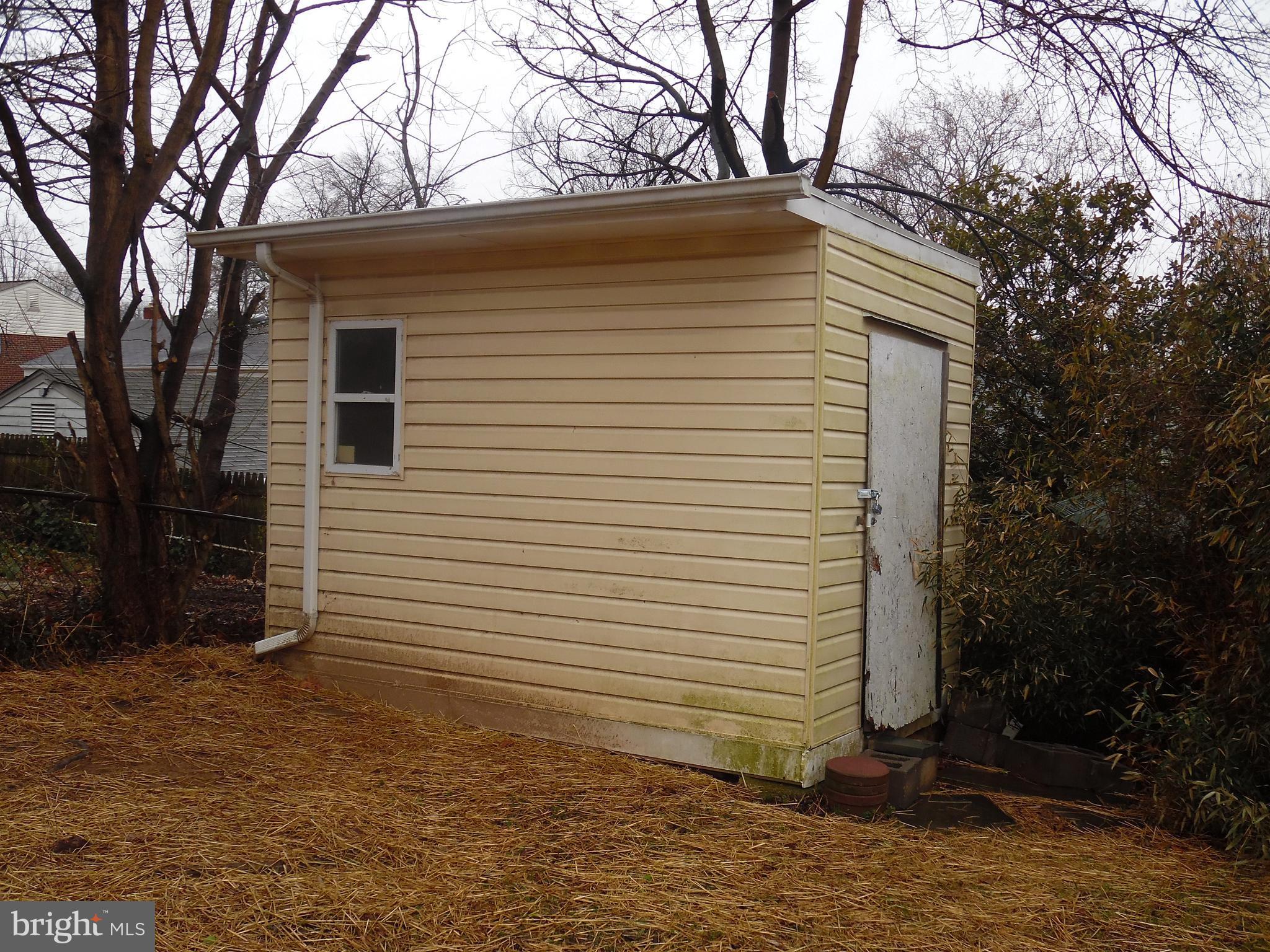 2908 Weisman Road Silver Spring, MD 20902 - Photo 9 of 11 Shed