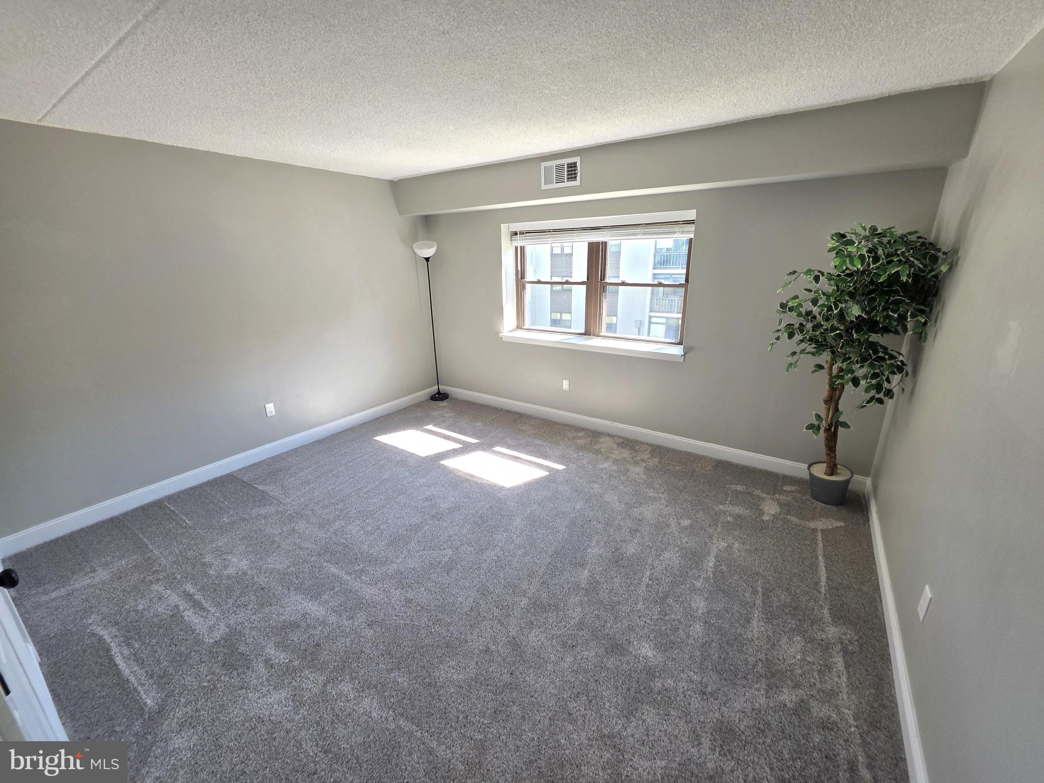 80 Welsh Tract Road, Unit 202 Newark, DE 19713 - Photo 8 of 9 BEDROOM 2