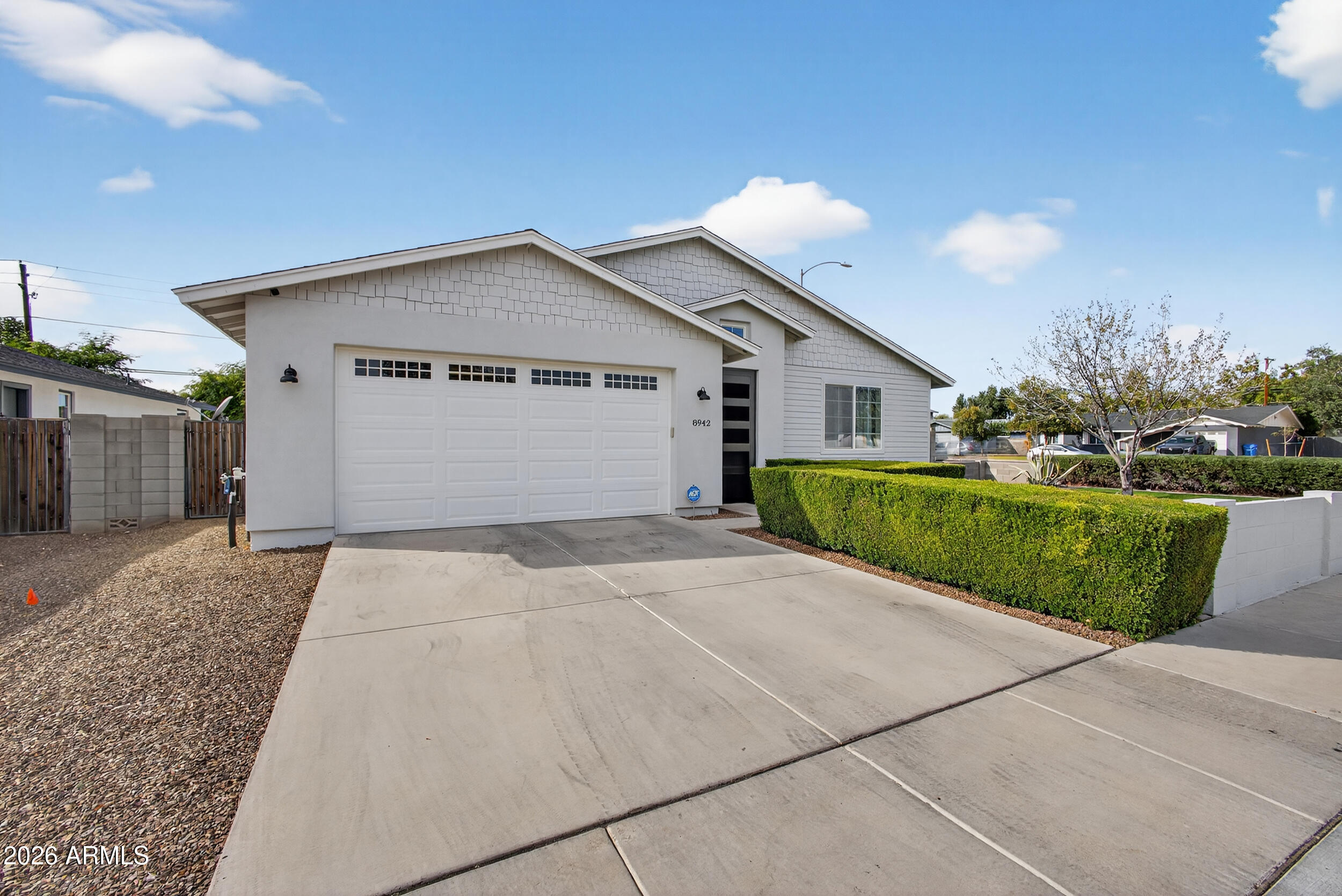 8942 North 15th Lane Phoenix, AZ 85021 - Photo 2 of 39 1_6x7a9613