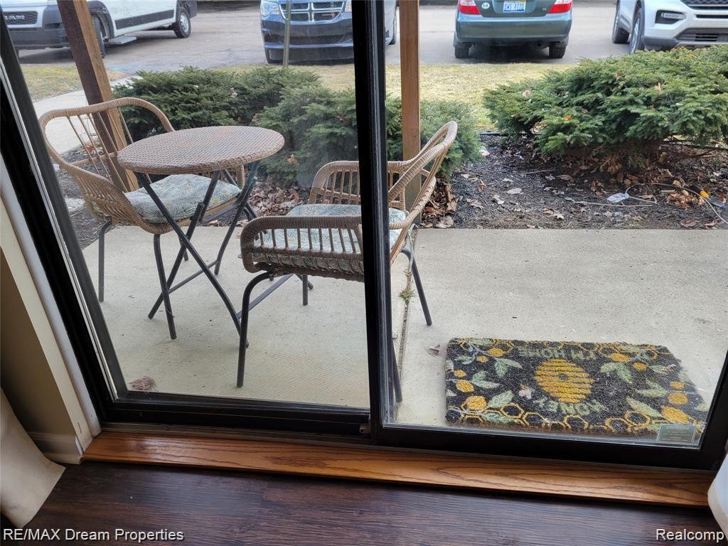 30038 West 12 Mile Road, Unit 37 Farmington Hills, MI 48334 - Photo 6 of 28