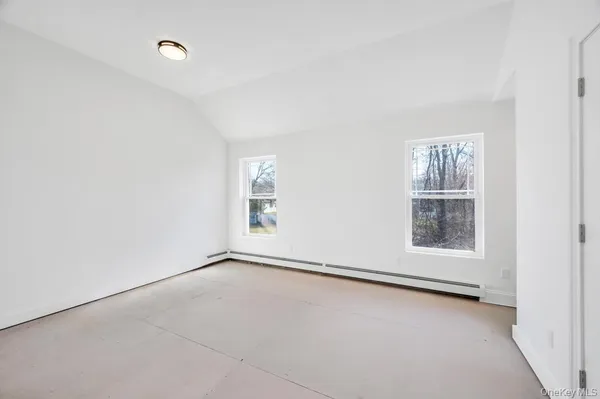 $799,999 | 512 Starlight Drive, Shirley, NY 11967