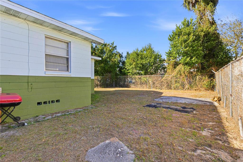 1014 East Okaloosa Avenue Tampa, FL 33604 - Photo 22 of 37