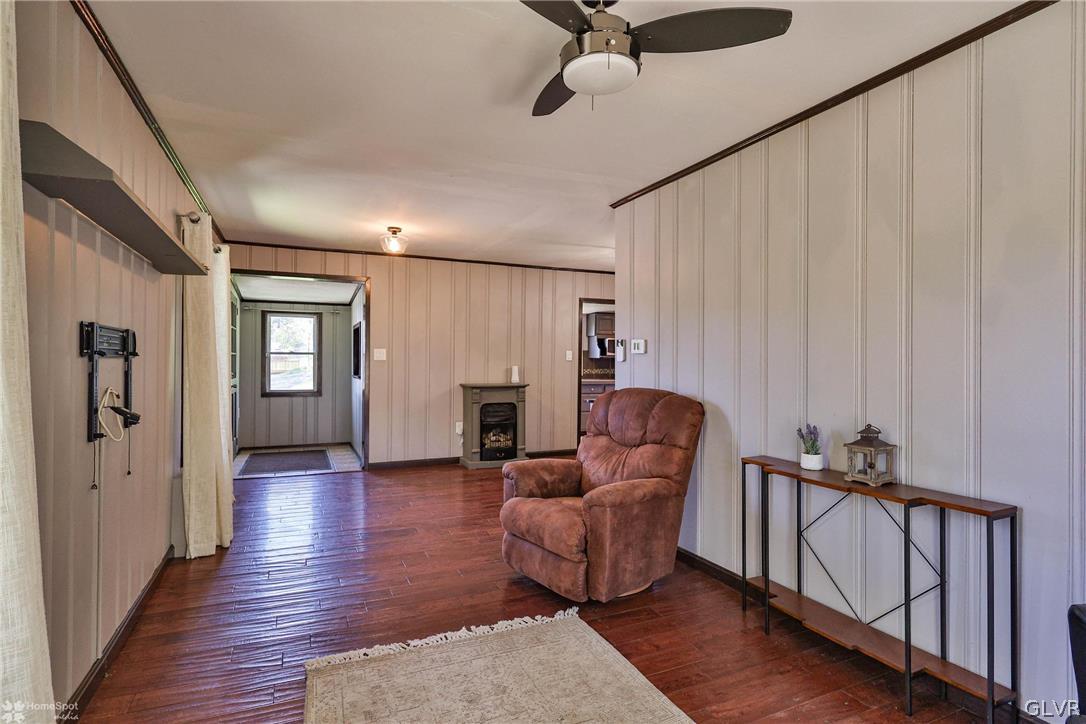 1438 Seidersville Road Bethlehem, PA 18015 - Photo 3 of 26 Gallery Image 3