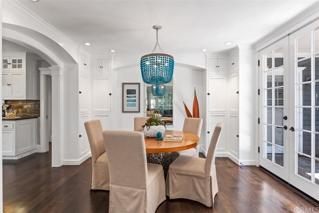 2596 Crestview Drive Newport Beach, CA 92663 - Photo 17 of 54 Dining Room.