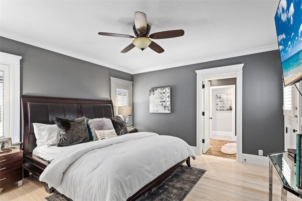 2596 Crestview Drive Newport Beach, CA 92663 - Photo 28 of 54 Downstairs Master Bedroom.