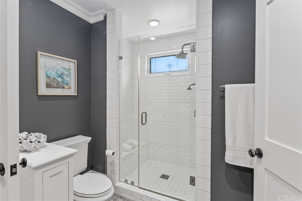 2596 Crestview Drive Newport Beach, CA 92663 - Photo 31 of 54 Downstairs Master Bedroom.