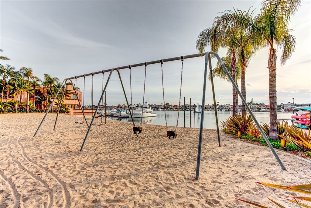 2596 Crestview Drive Newport Beach, CA 92663 - Photo 45 of 54 BAYSHORES Private Beach.