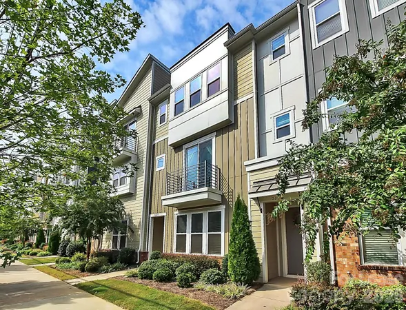 $2,645 | 2609 Statesville Avenue, Charlotte, NC 28206