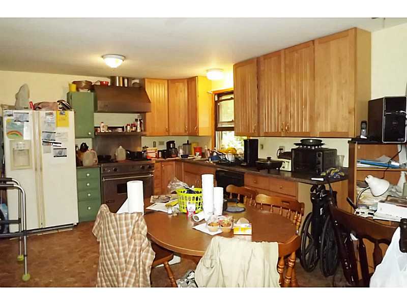 17 Elbow Rock Road Glocester, RI 02814 - Photo 2 of 10 Kitchen.